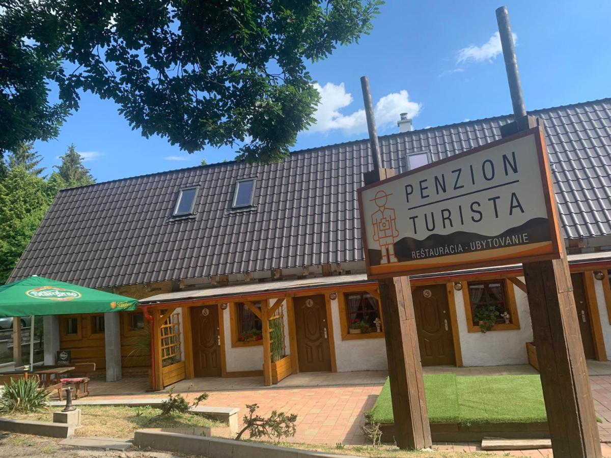 Penzion Turista บันสกา ชีอาว์นีซา ภายนอก รูปภาพ